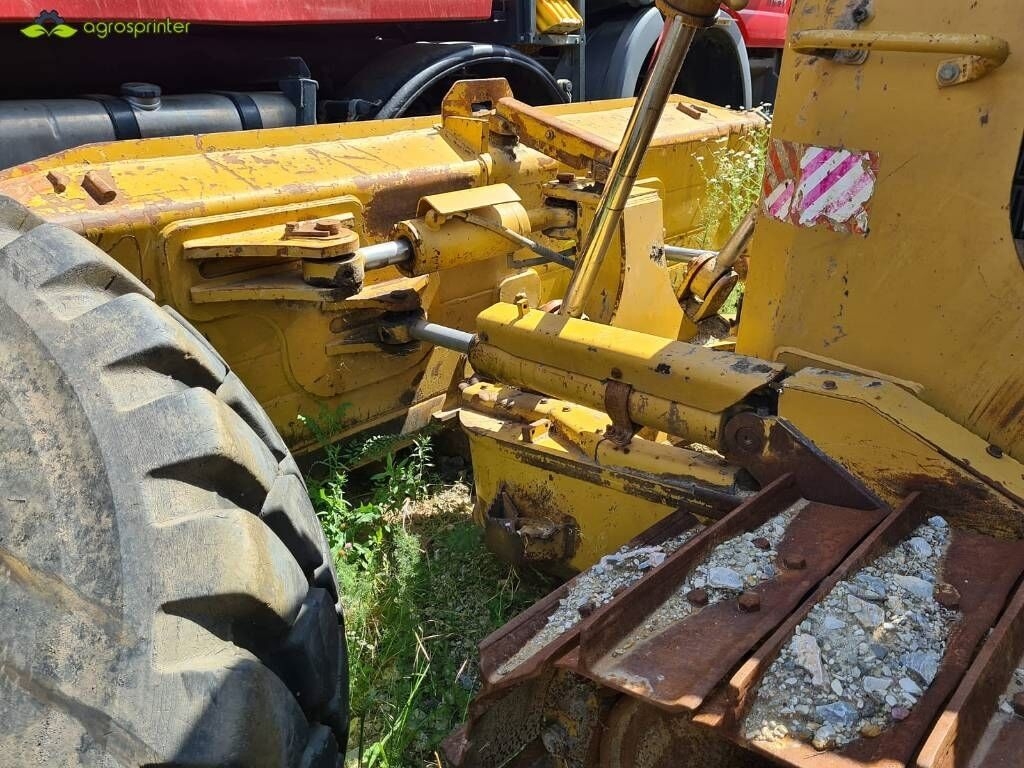 Bulldozer/