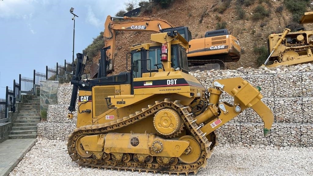 Bulldozer-