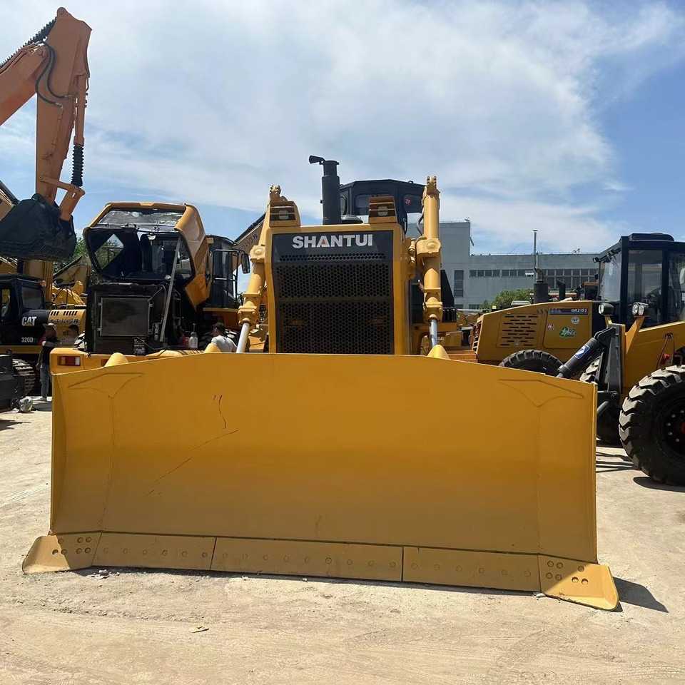 Bulldozer/