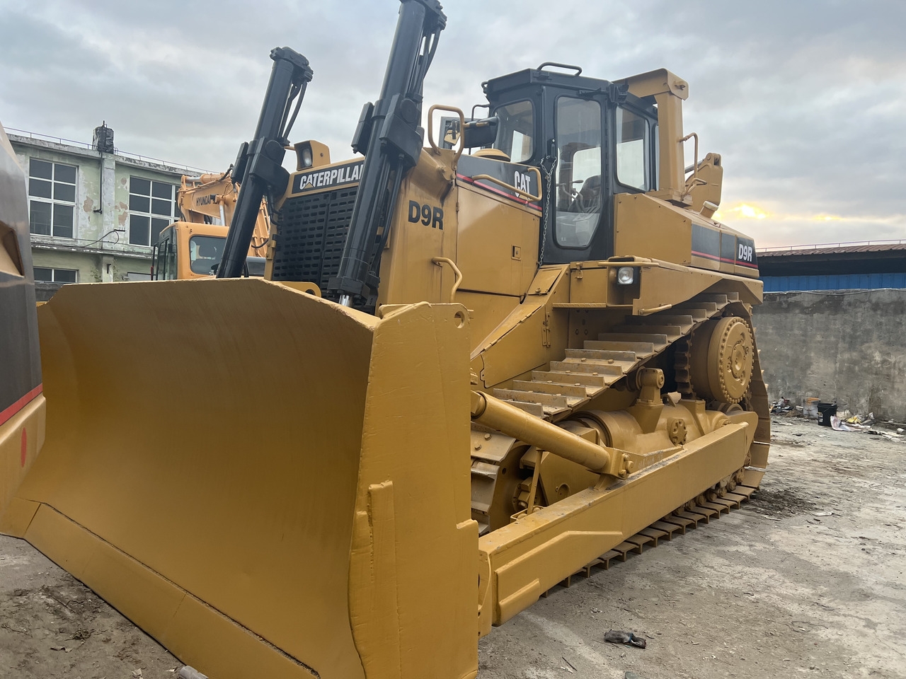 Bulldozer/