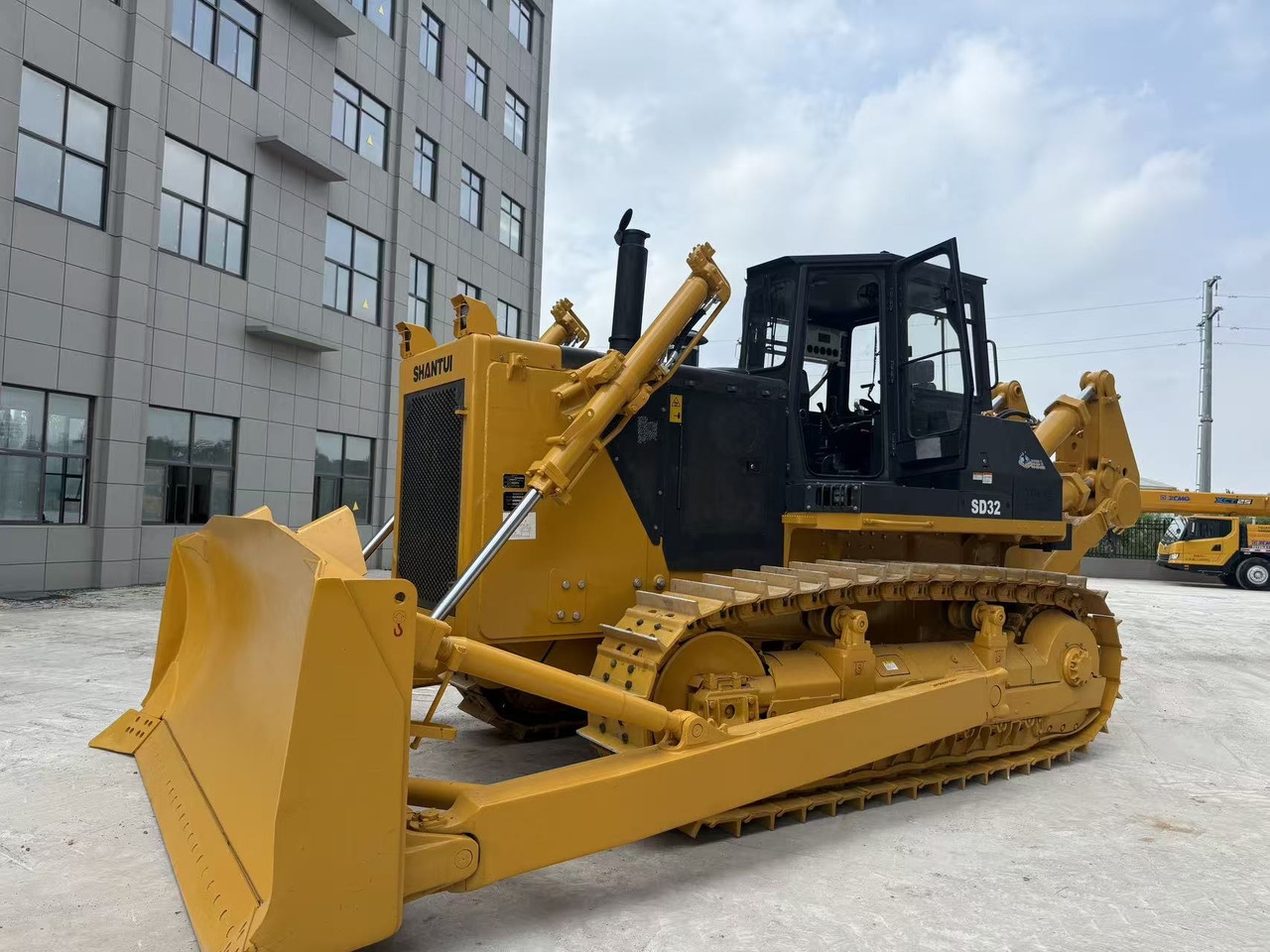 Bulldozer/