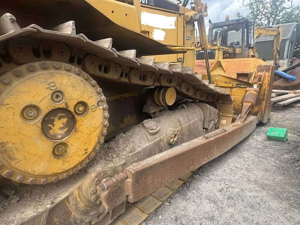 Bulldozer-