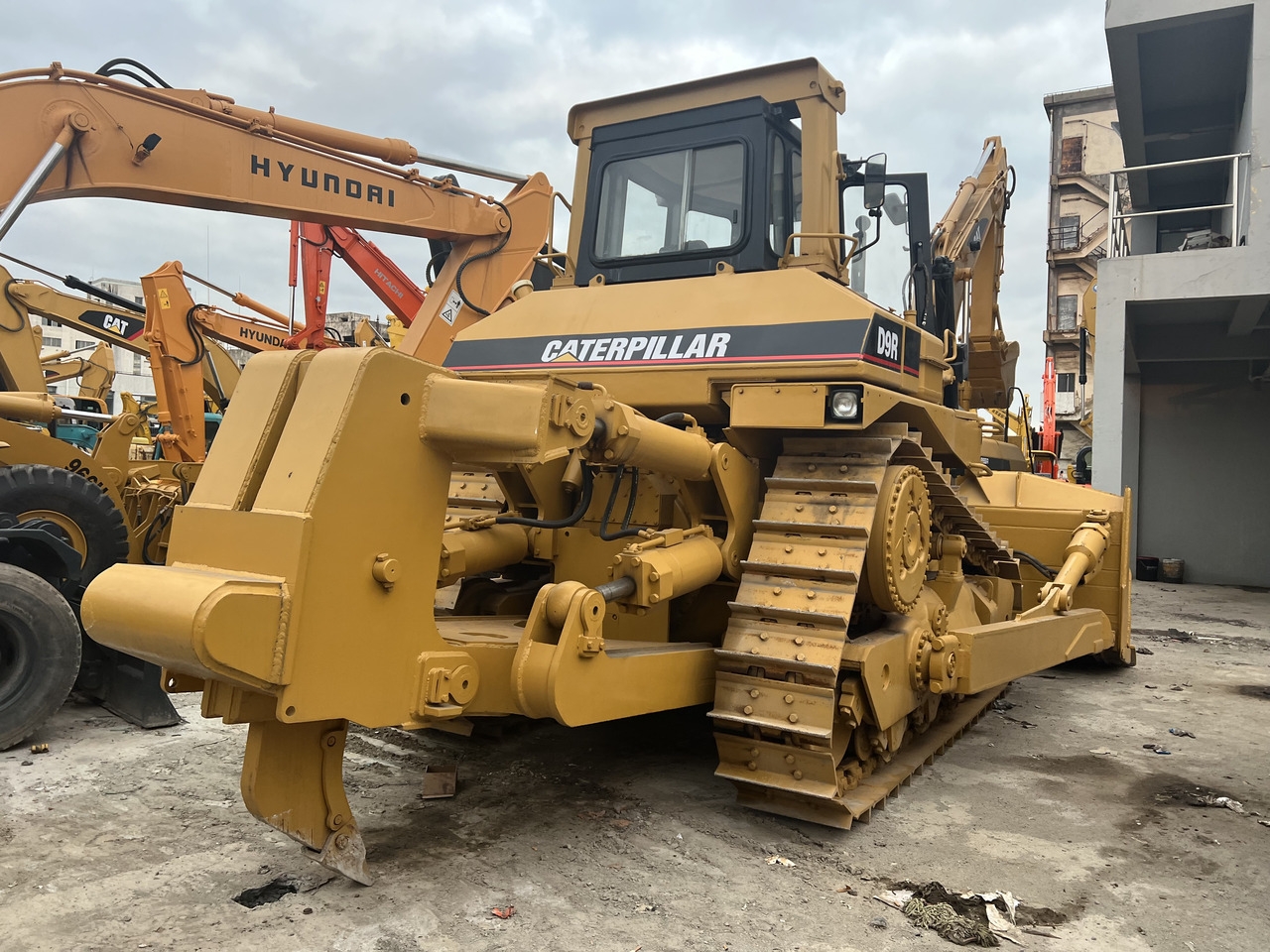 Bulldozer/