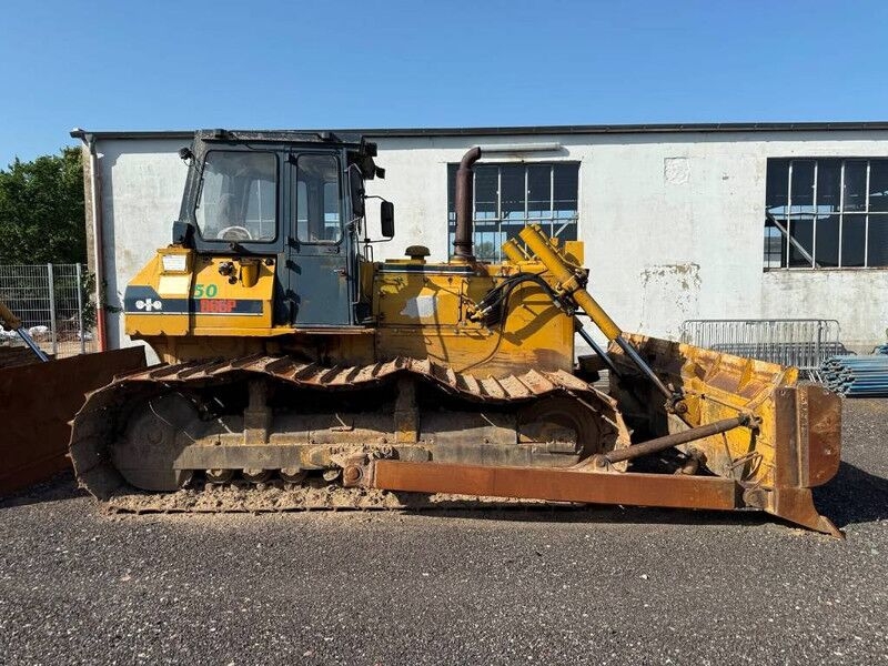Bulldozer/