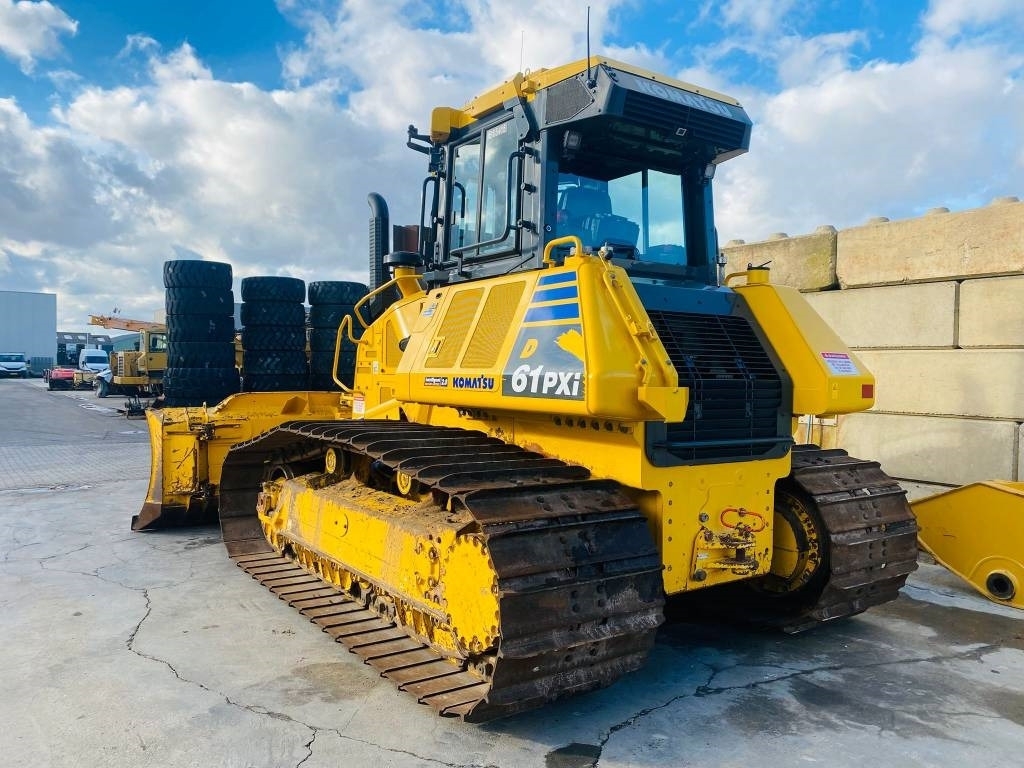 Bulldozer/