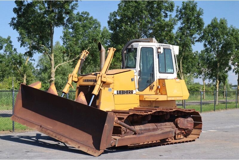 Bulldozer/