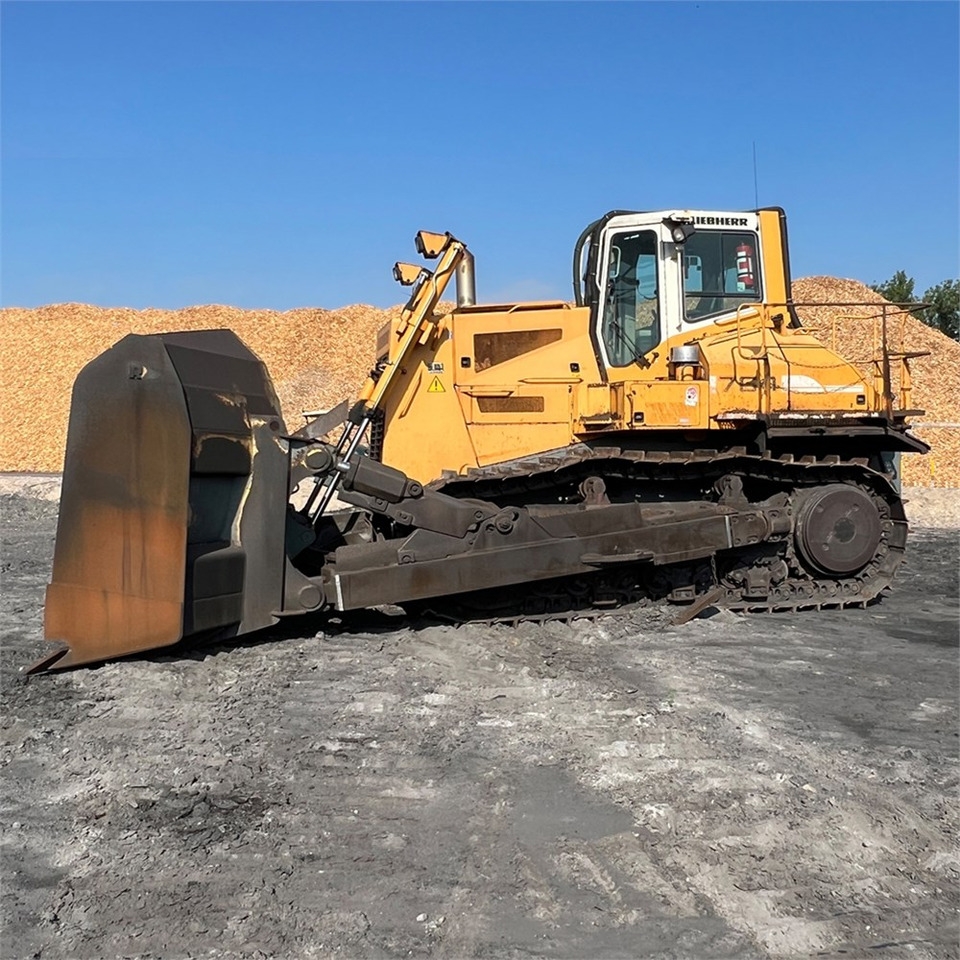 Bulldozer/