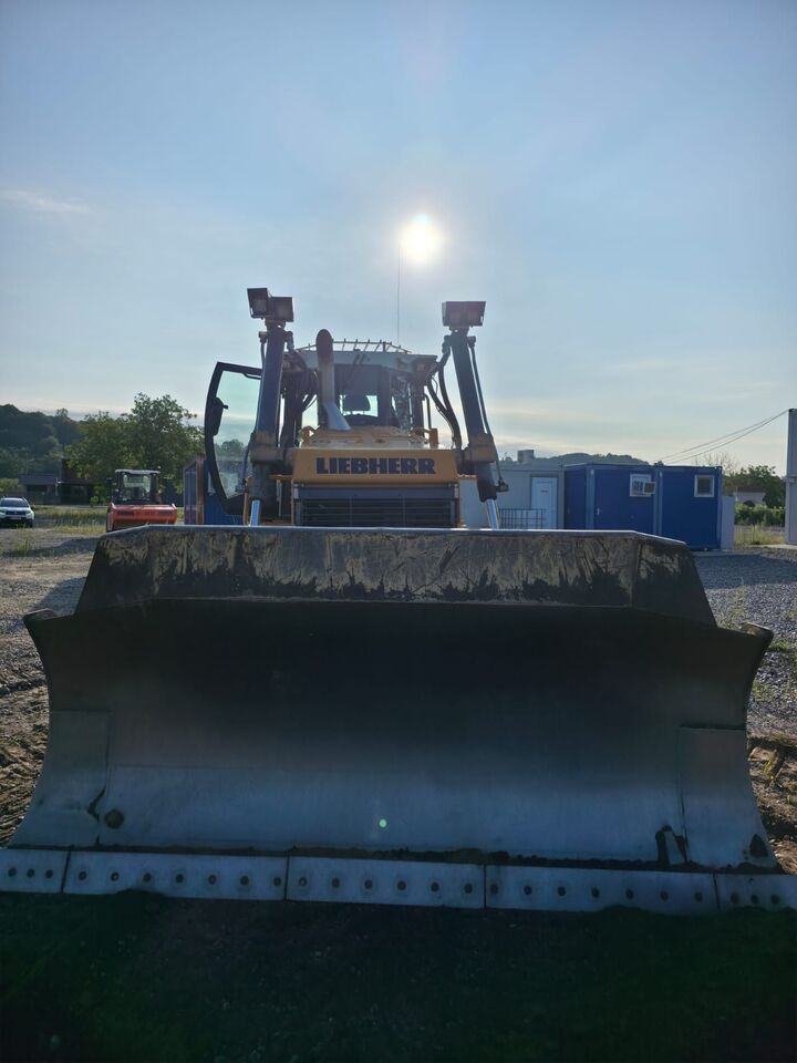Bulldozer/