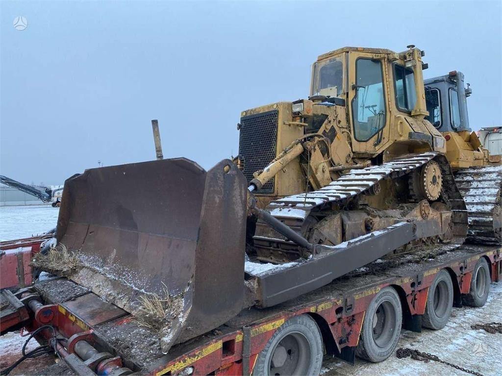 Bulldozer-