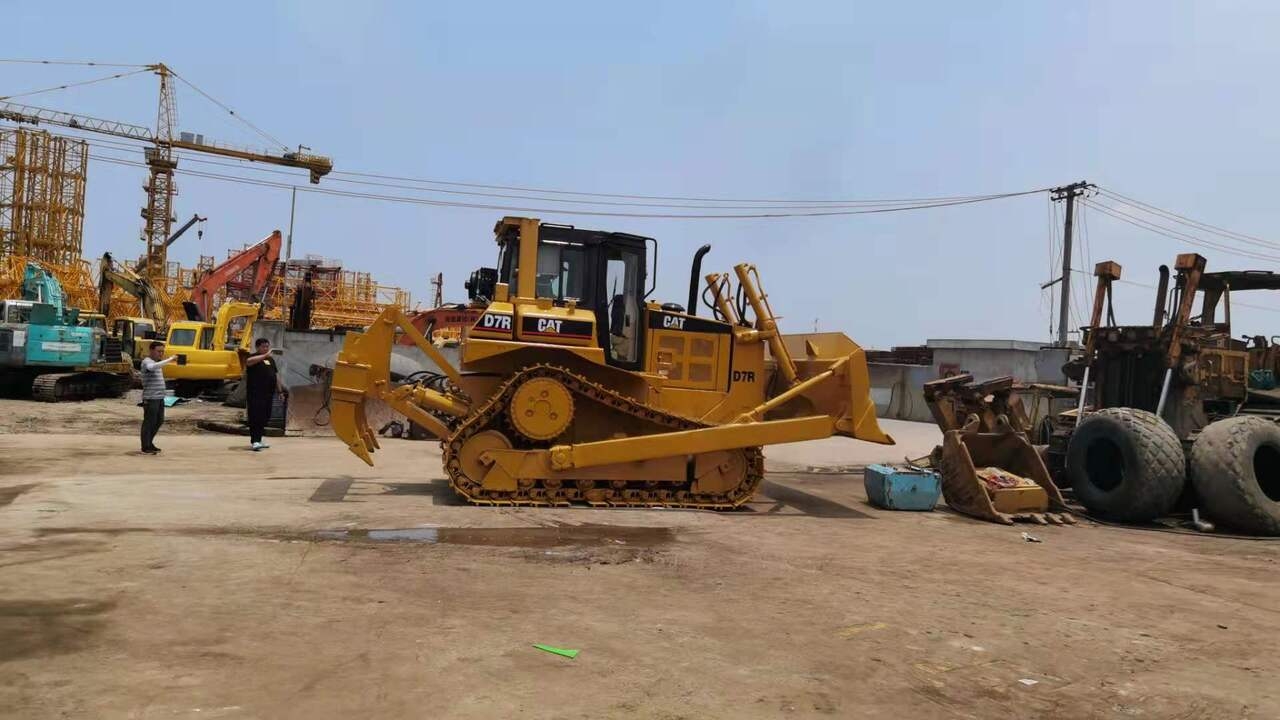 Bulldozer/
