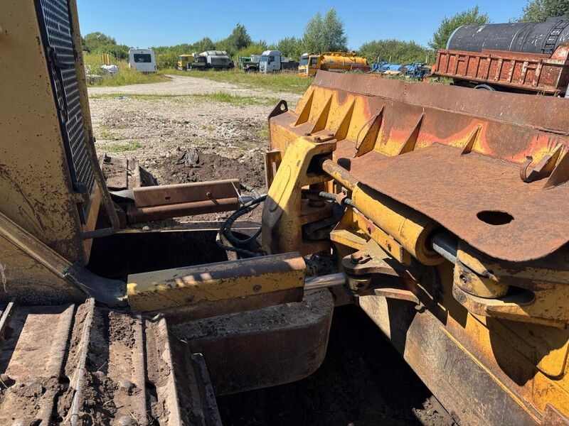 Bulldozer/