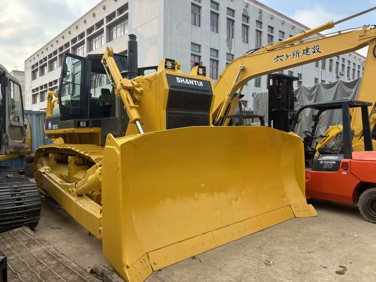 Bulldozer/