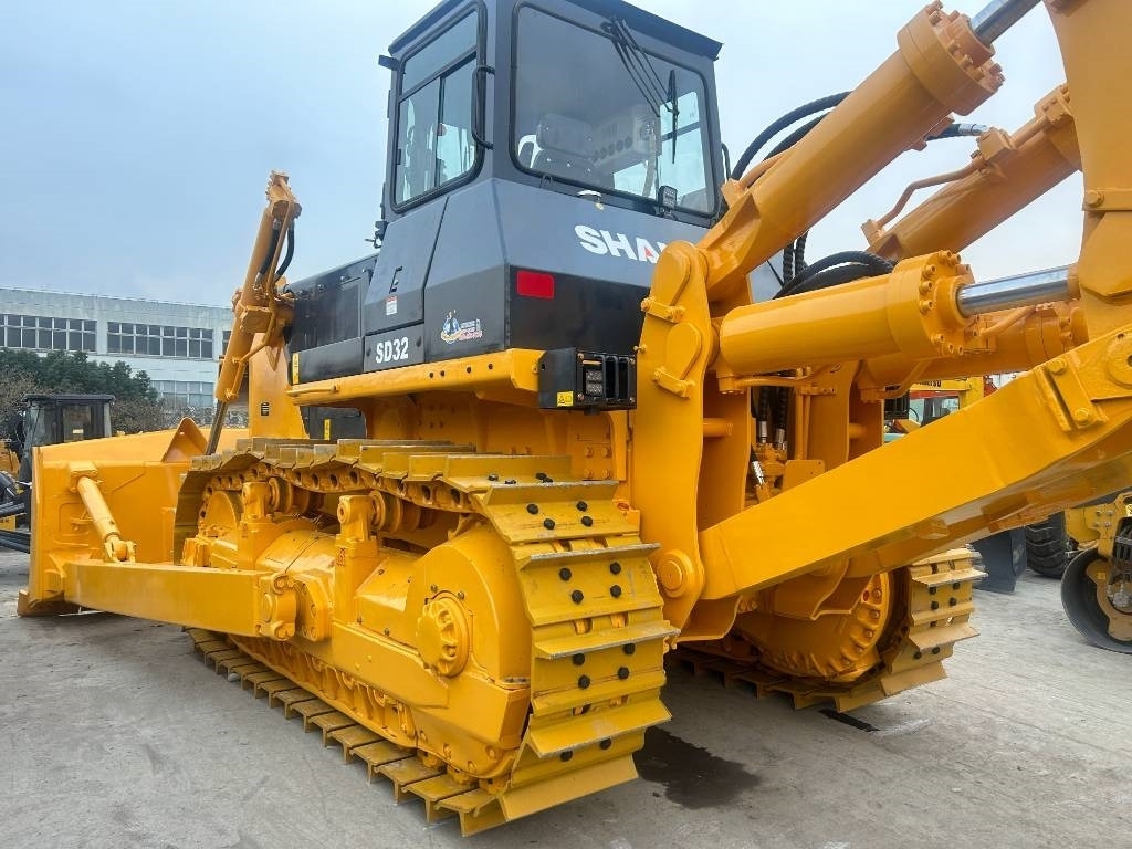 Bulldozer-