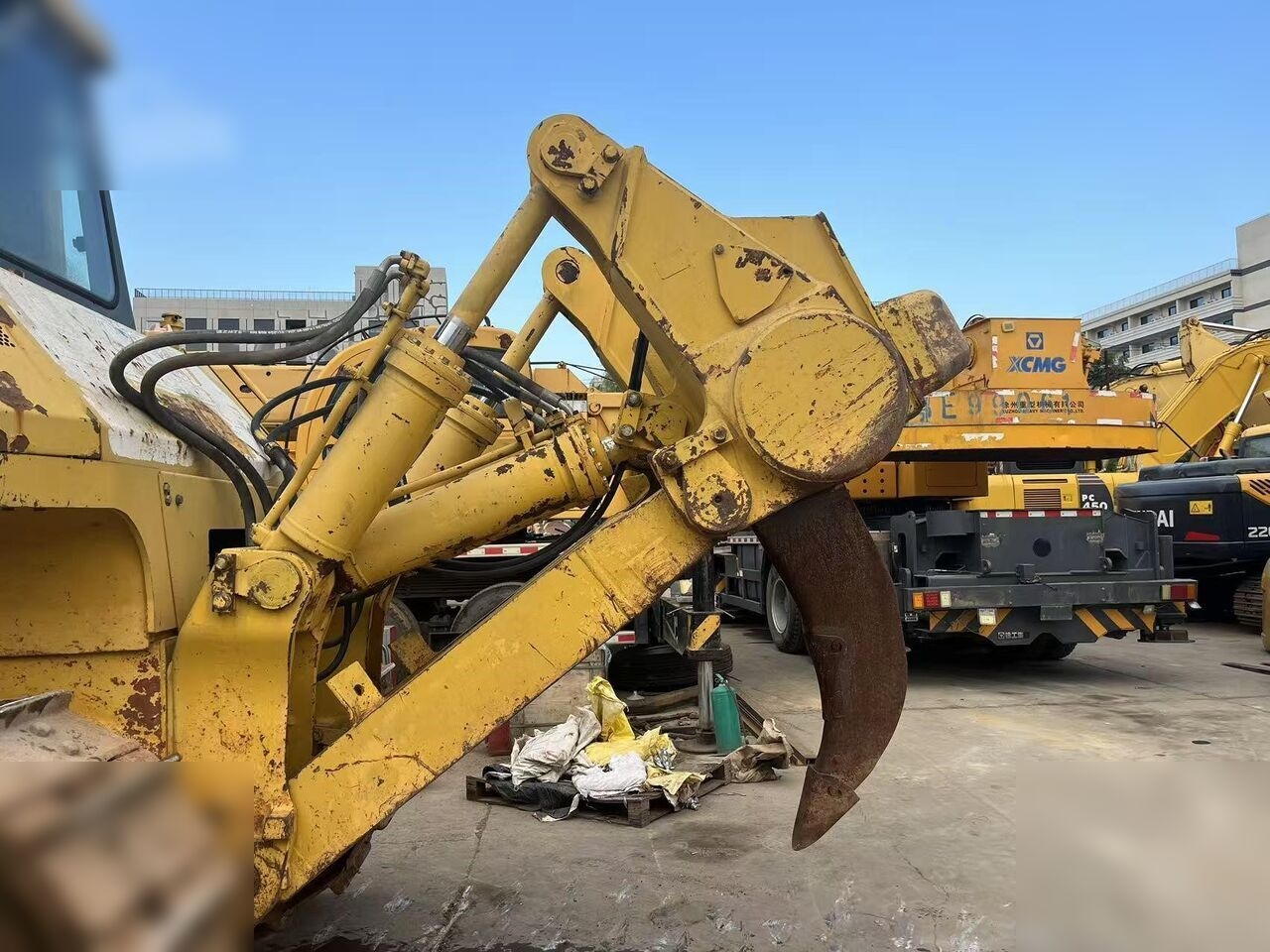 Bulldozer/