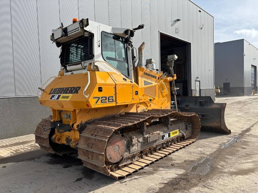 Bulldozer-