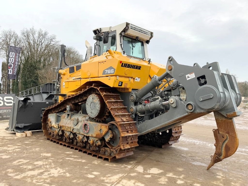 Bulldozer/