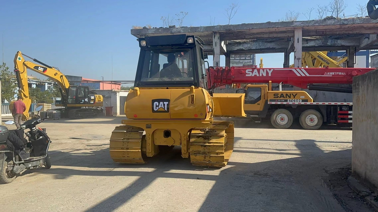 Bulldozer/